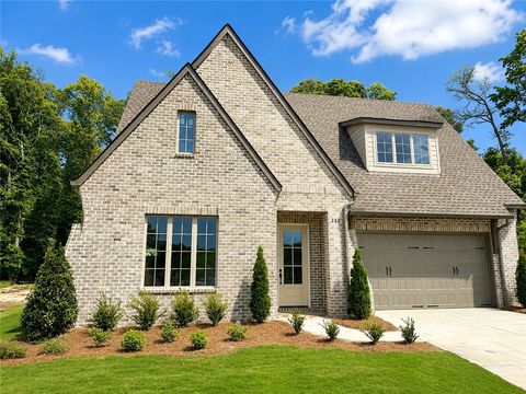Photo of 588 GLENVIEW Court, Auburn, AL 36830 (MLS # 179807)
