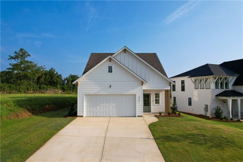 Photo of 226 FIREFLY Lane, Opelika, AL 36804 (MLS # 180991)