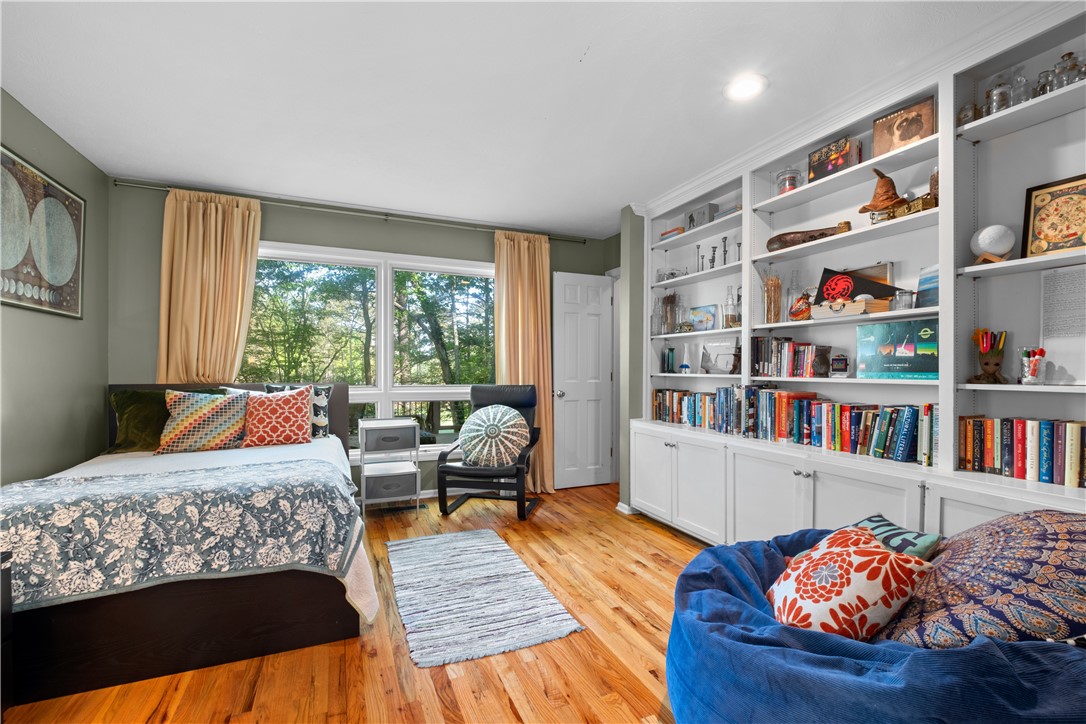 Opelika, Alabama 36804, United States, 4 Bedrooms Bedrooms, ,4 BathroomsBathrooms,Residential,Pending,107315