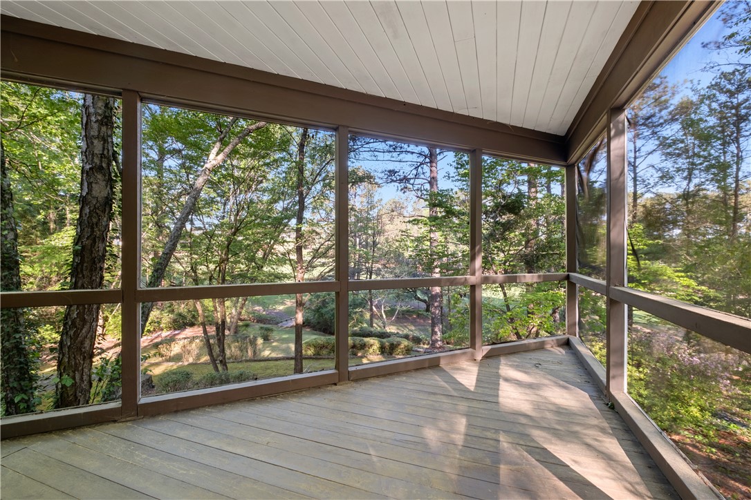 Opelika, Alabama 36804, United States, 4 Bedrooms Bedrooms, ,4 BathroomsBathrooms,Residential,Pending,107315