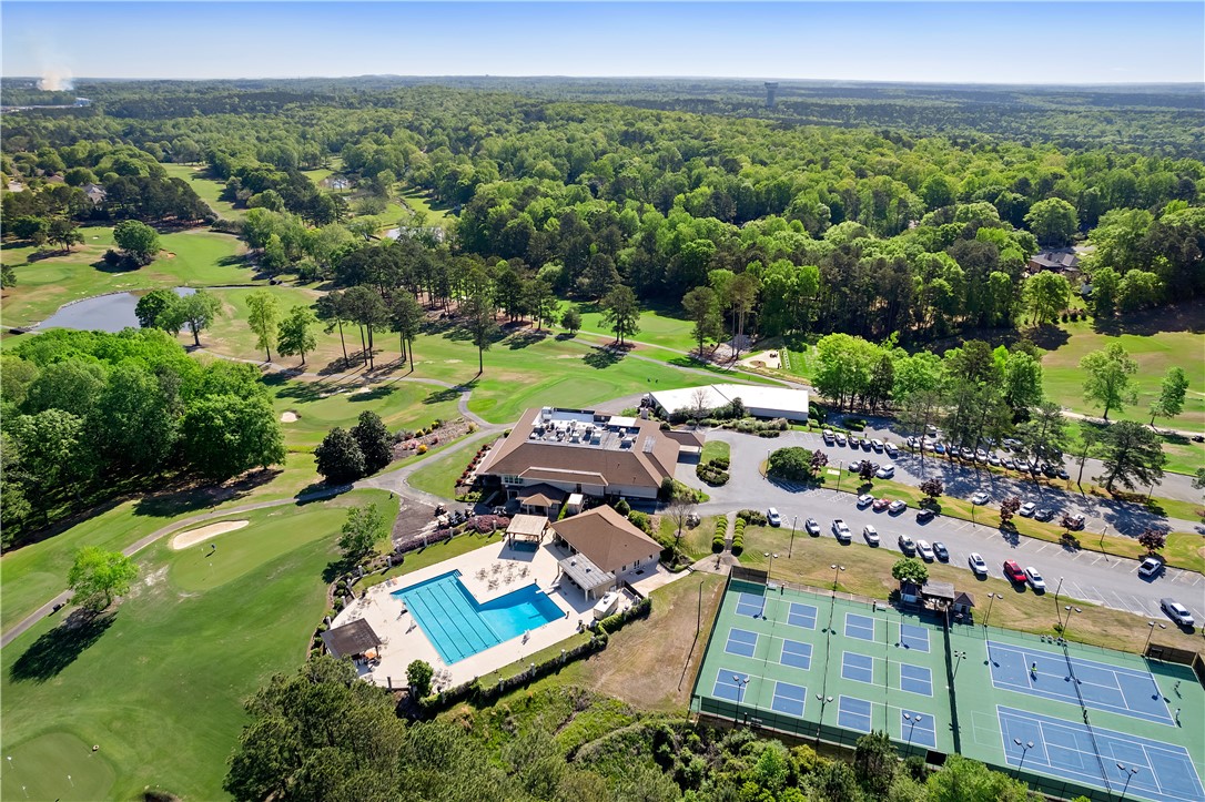 Opelika, Alabama 36804, United States, 4 Bedrooms Bedrooms, ,4 BathroomsBathrooms,Residential,Pending,107315