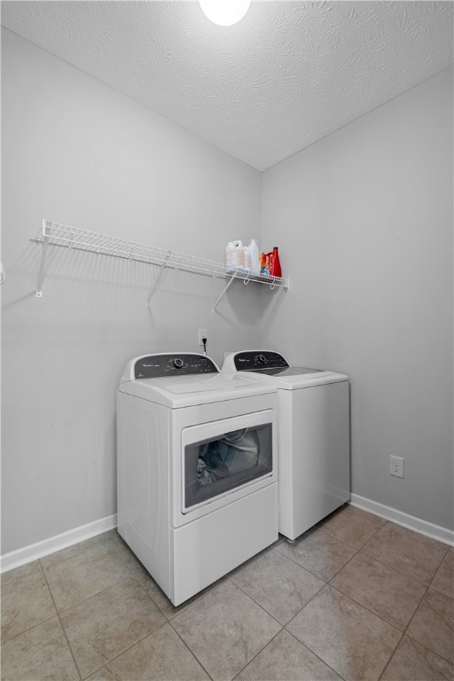 Auburn, Alabama 36879, United States, 3 Bedrooms Bedrooms, ,2 BathroomsBathrooms,Residential,Active,98929