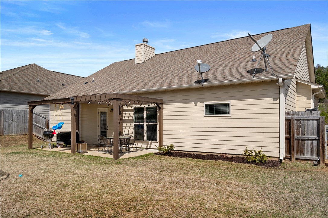 Auburn, Alabama 36879, United States, 3 Bedrooms Bedrooms, ,2 BathroomsBathrooms,Residential,Active,98929