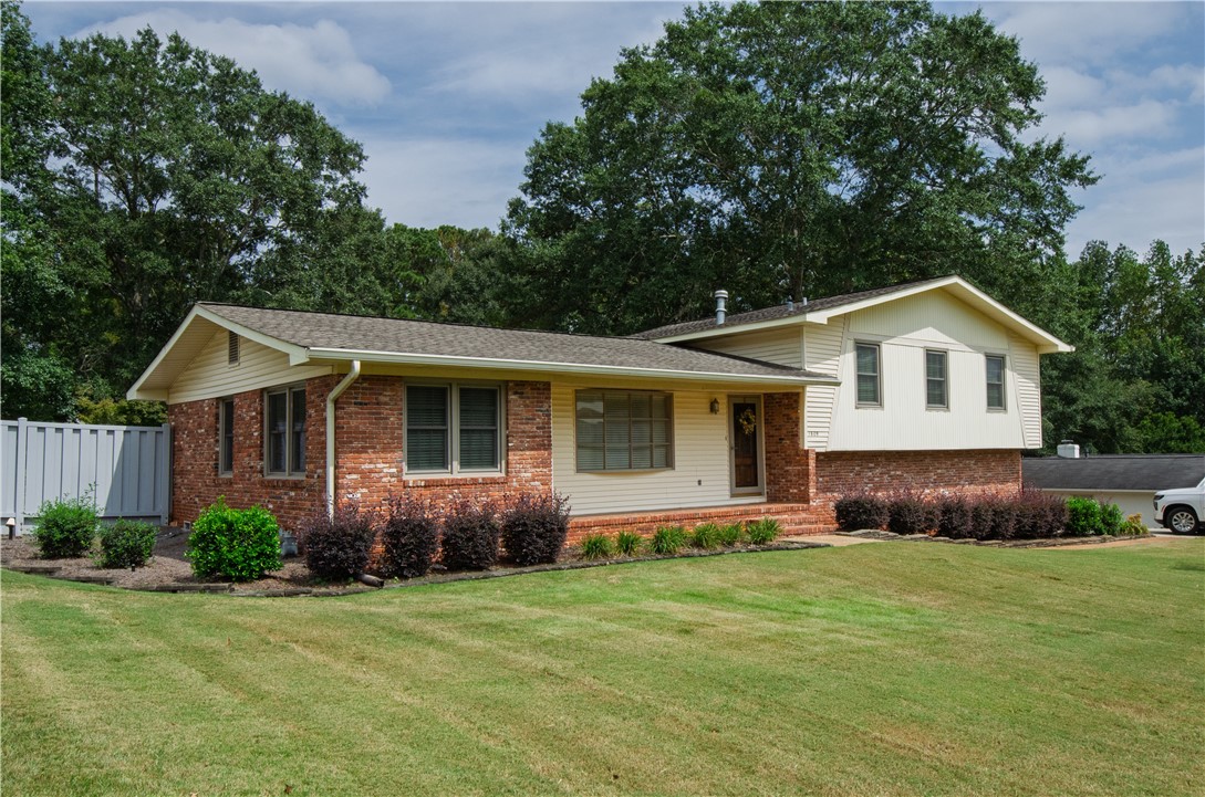 1809 OAK BOWERY Road