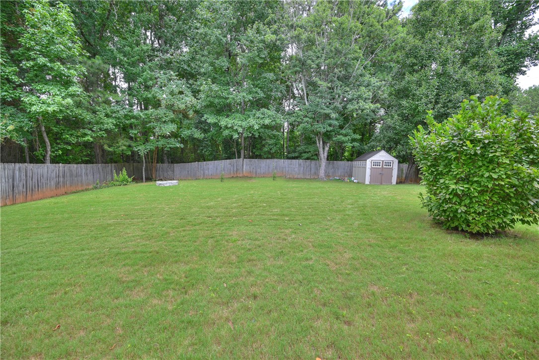 889 HOLLINS Road