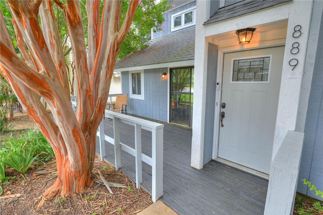 889 HOLLINS Road