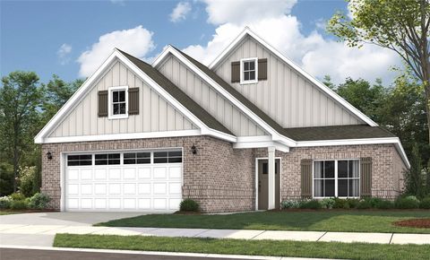 1899 HIDDEN LAKES Drive Opelika AL 36801