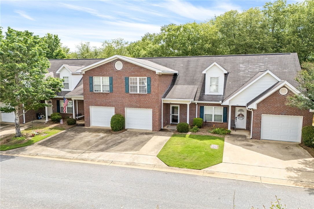 2428 E UNIVERSITY Drive 304