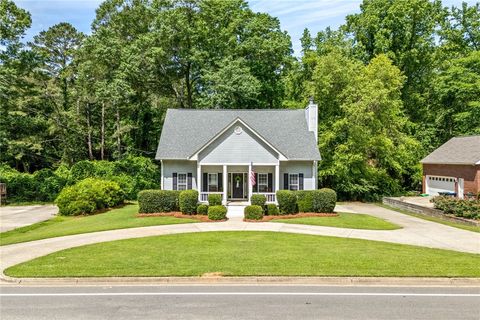 1365 E UNIVERSITY Drive Auburn AL 36830