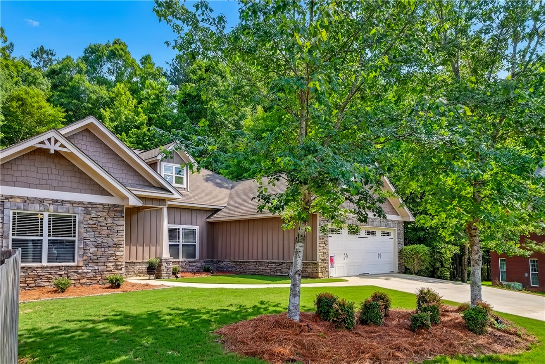 3600 CREEKSIDE Court