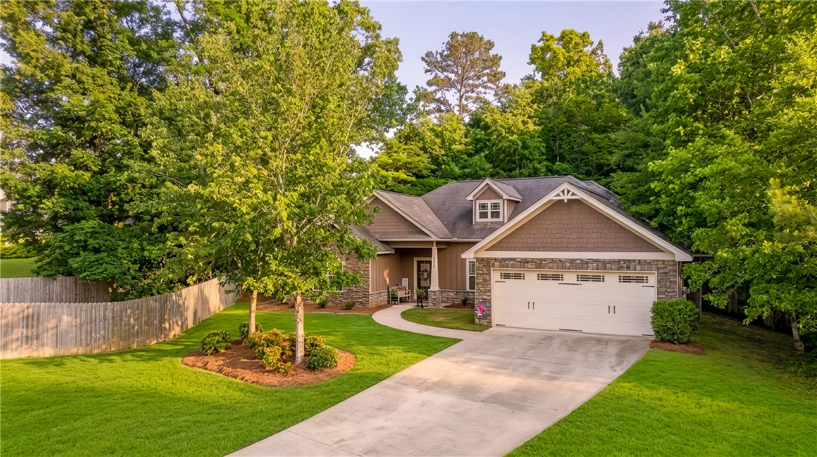 3600 CREEKSIDE Court