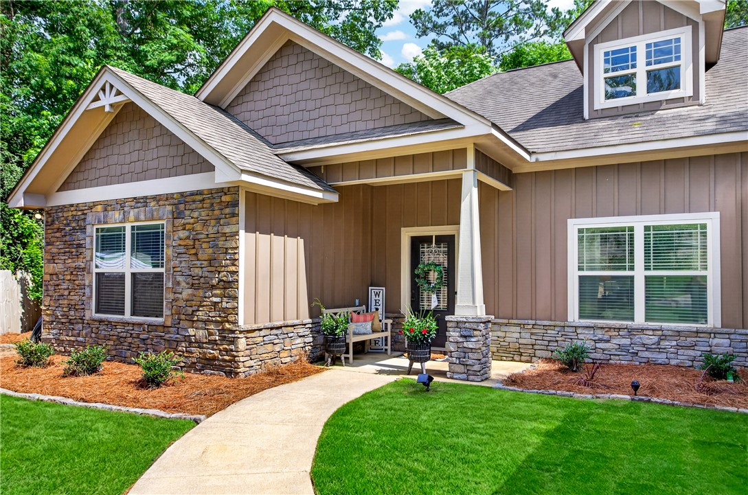 3600 CREEKSIDE Court