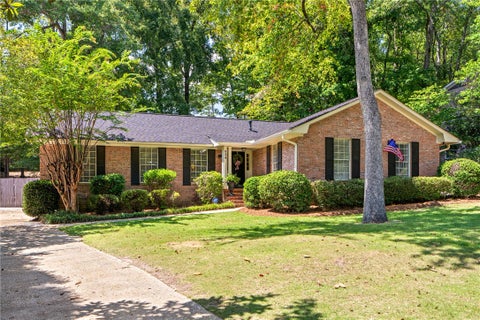 Photo of 824 HEARD Avenue, Auburn, AL 36830 (MLS # 182156)