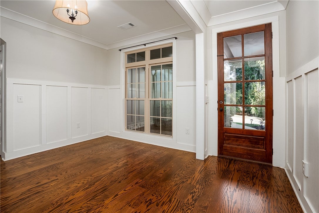 1569 CLUB CREEK Drive