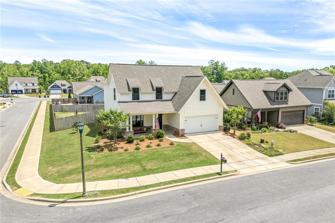 2324 RUTLAND Road