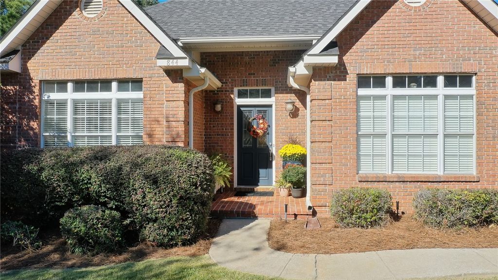 Photo of 844 TACOMA Drive, Auburn, AL 36830 (MLS # 177391)