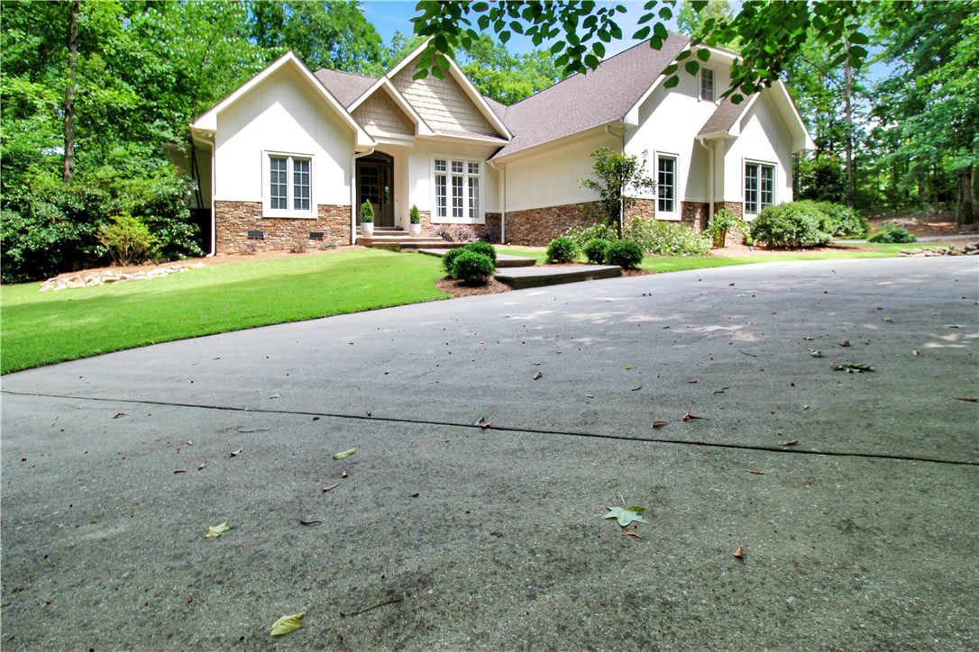 1596 OGLETREE Road