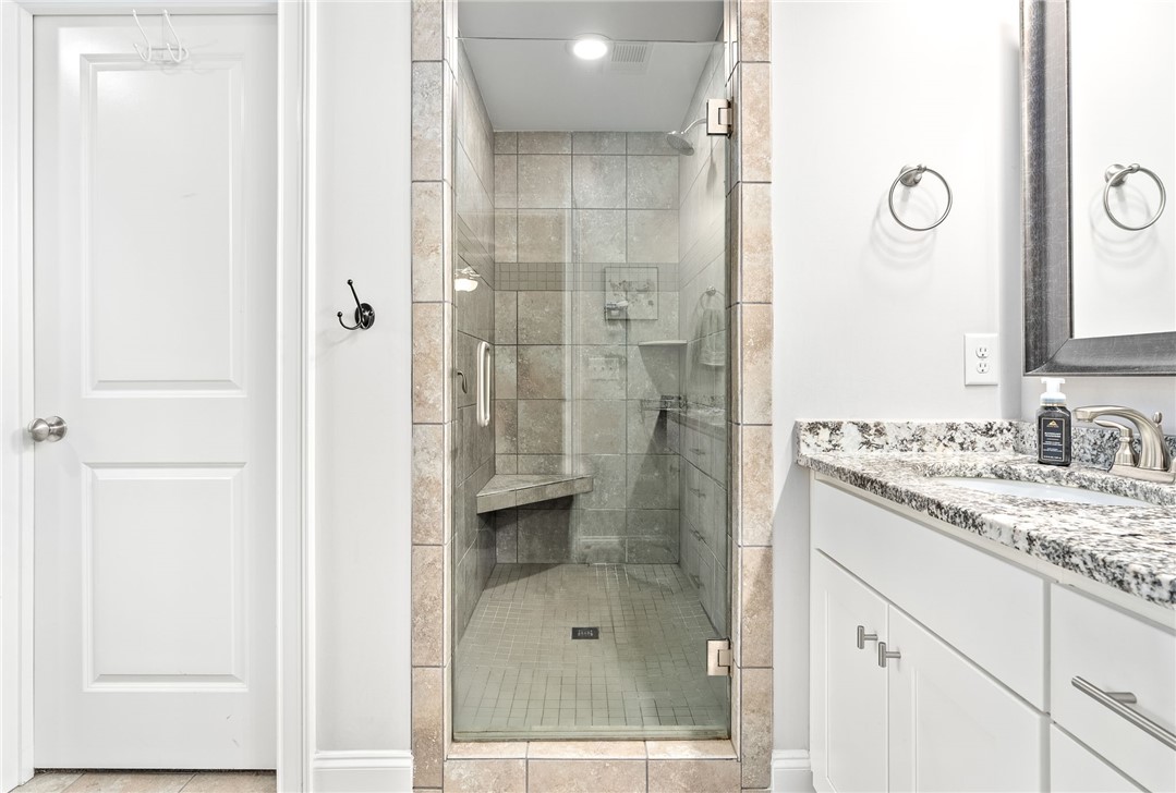 Auburn, Alabama 36830, United States, 3 Bedrooms Bedrooms, ,2 BathroomsBathrooms,Residential,Pending,21717