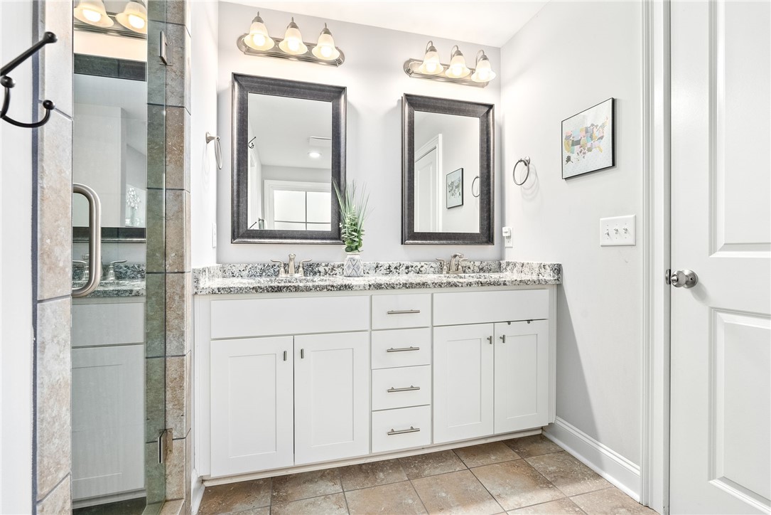 Auburn, Alabama 36830, United States, 3 Bedrooms Bedrooms, ,2 BathroomsBathrooms,Residential,Pending,21717