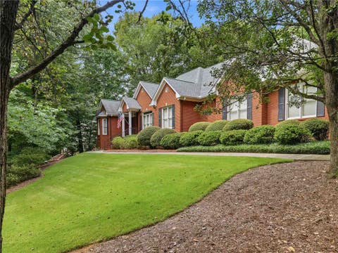 Photo of 1922 STONERIDGE Drive, Auburn, AL 36830 (MLS # 181840)