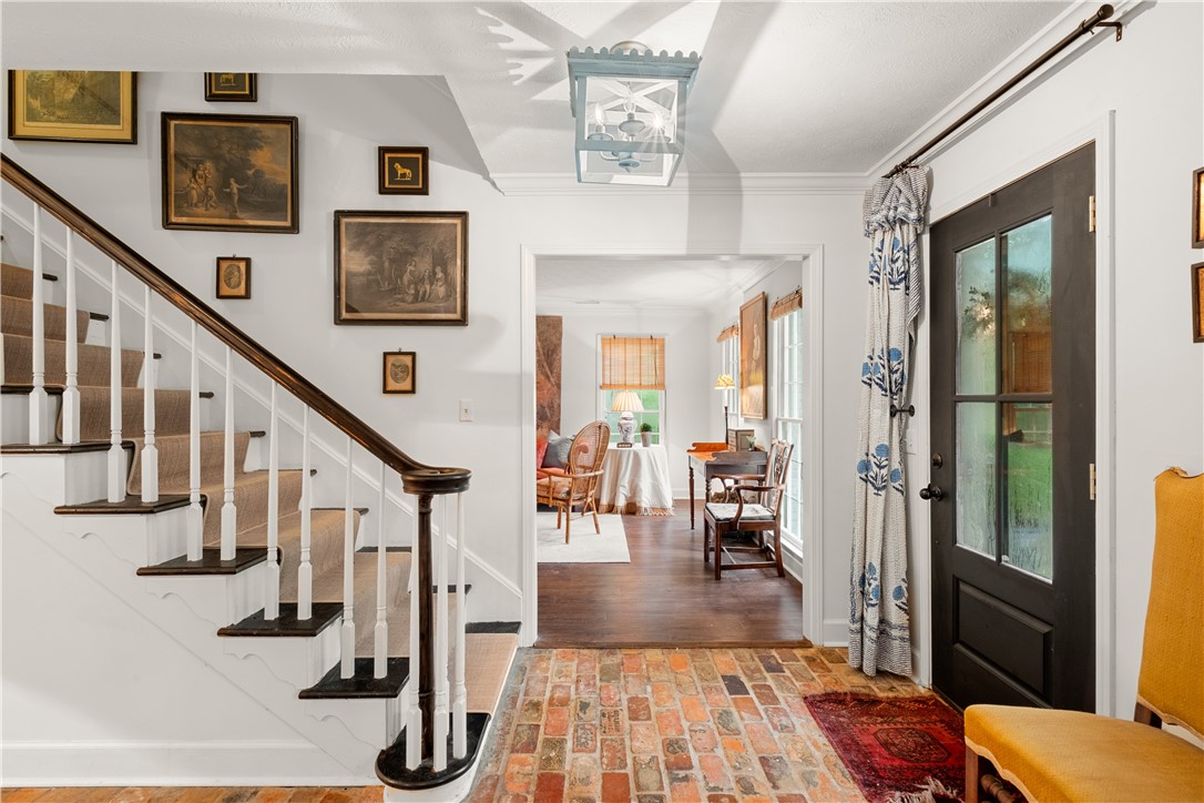 2521 MIDDLE BROOK Lane