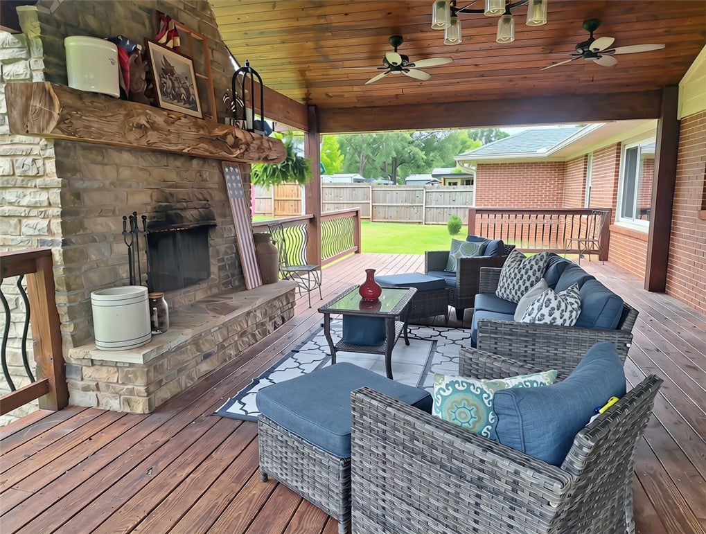 503 CRESTVIEW Lane