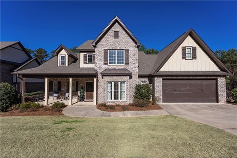 Photo of 2210 N DONAHUE Drive, Auburn, AL 36830 (MLS # 178279)