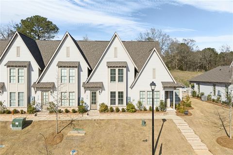 Photo of 316 NORTHGATE Boulevard, Auburn, AL 36832 (MLS # 179253)
