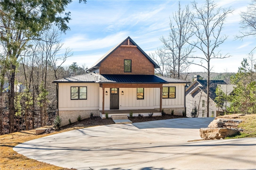 819 OLD TREE Road