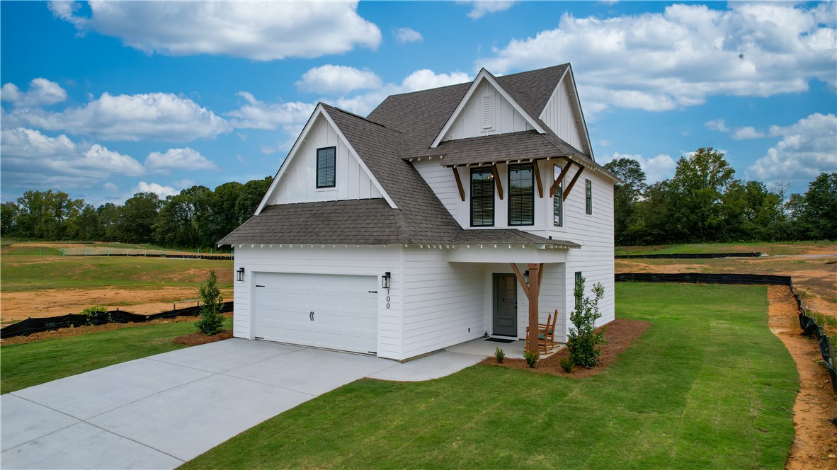 100 FIREFLY Lane