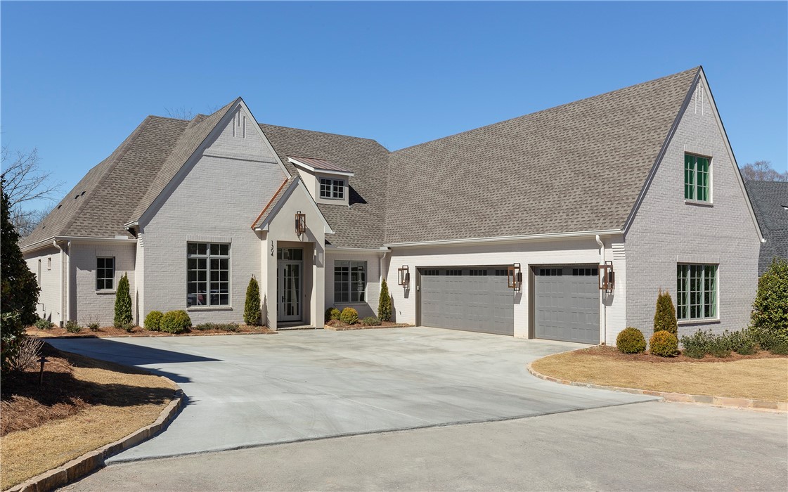 729 BETHESDA Court