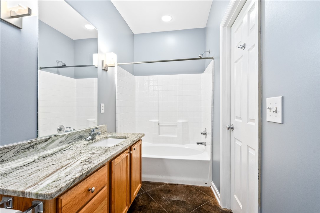 Auburn, Alabama 36830, United States, 2 Bedrooms Bedrooms, ,3 BathroomsBathrooms,Residential,Active,113654