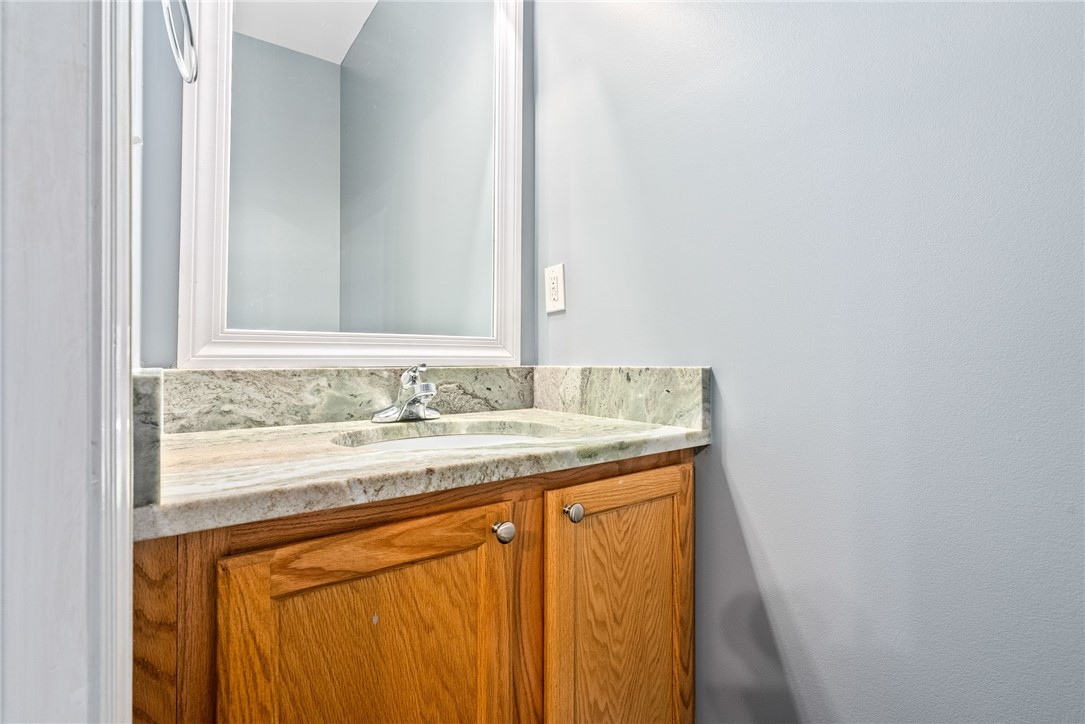 Auburn, Alabama 36830, United States, 2 Bedrooms Bedrooms, ,3 BathroomsBathrooms,Residential,Active,113654