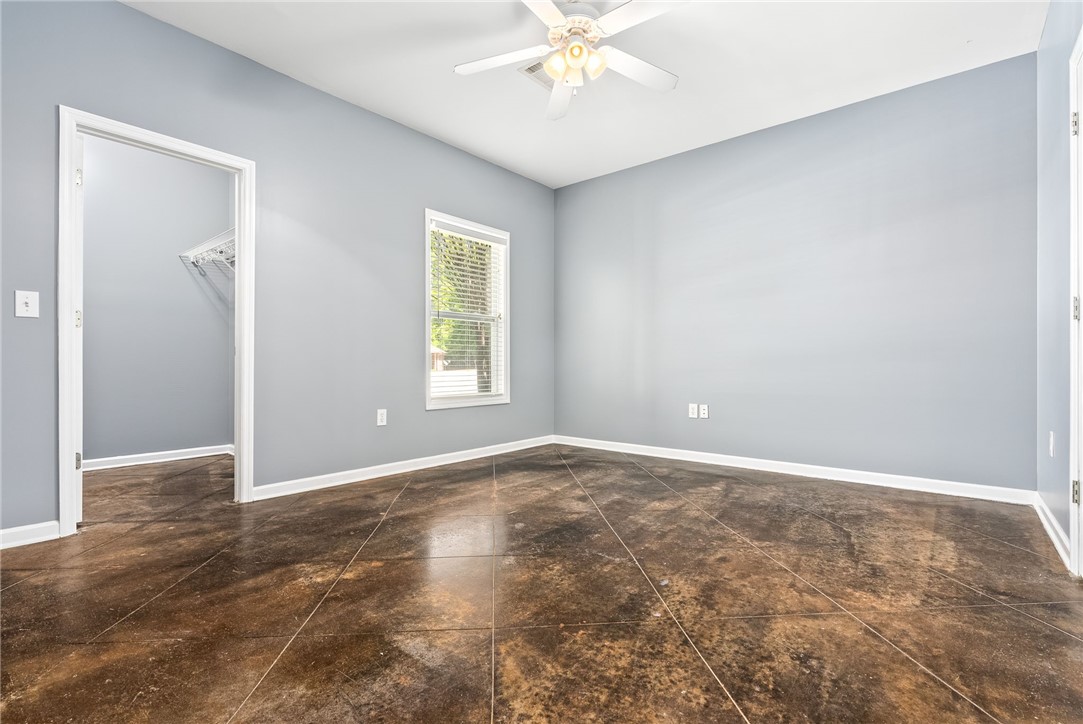 Auburn, Alabama 36830, United States, 2 Bedrooms Bedrooms, ,3 BathroomsBathrooms,Residential,Active,113654