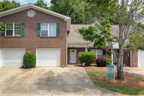 2428 E UNIVERSITY Drive 904 Auburn AL 36830
