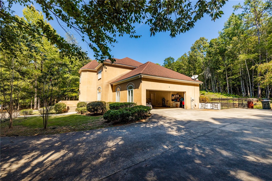 56 PEACHWOOD Drive
