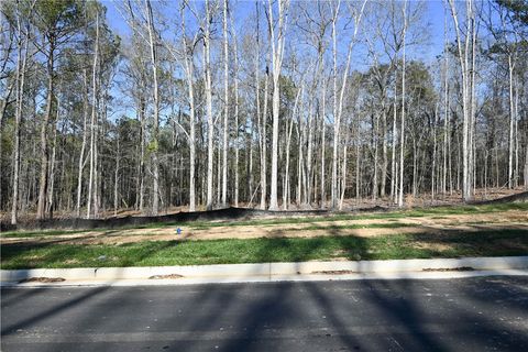 Photo of 3655 RIDGELINE Trail, Auburn, AL 36830 (MLS # 178676)