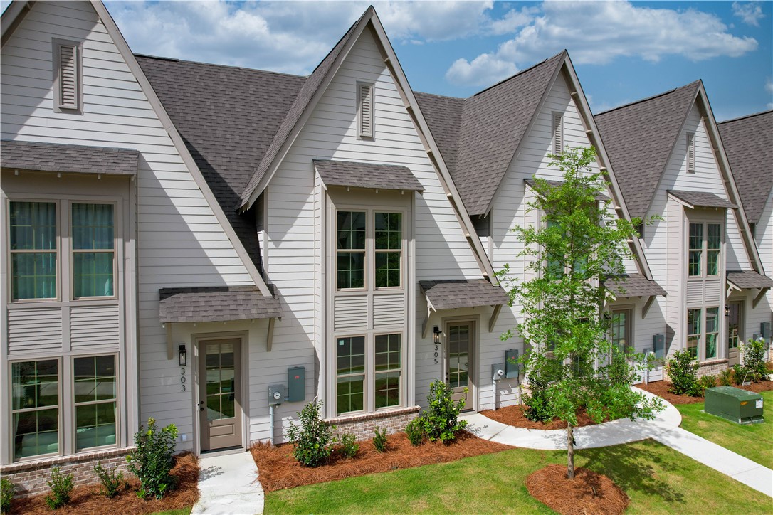 0305 NORTHGATE Boulevard