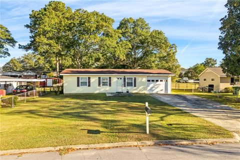 806 S 11th Street Lanett AL 36863