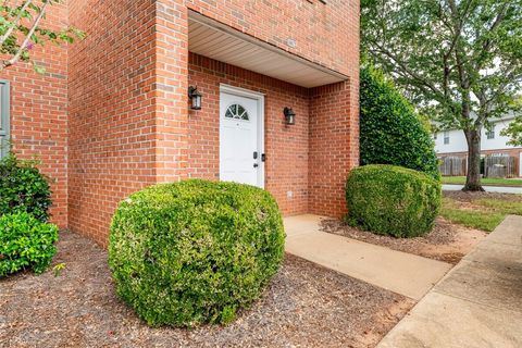 Photo of 1477 N DONAHUE Drive #1602, Auburn, AL 36830 (MLS # 178191)