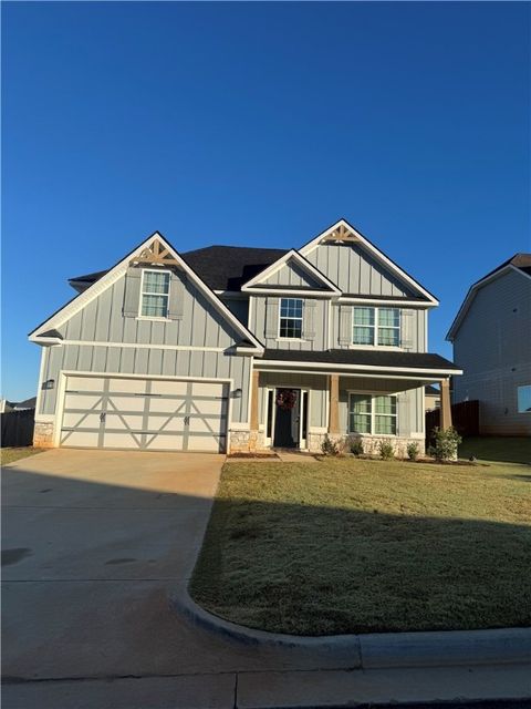 Photo of 1804 SOLAMERE Court, Auburn, AL 36832 (MLS # 177312) Photo of 1804 SOLAMERE Court, Auburn, AL 36832 (MLS # 177312)