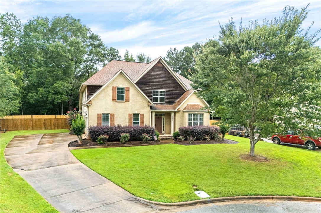 1702 SOUTHLAKE Drive