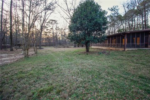 Photo of 429 LEE ROAD 394, Auburn, AL 36832 (MLS # 176352)