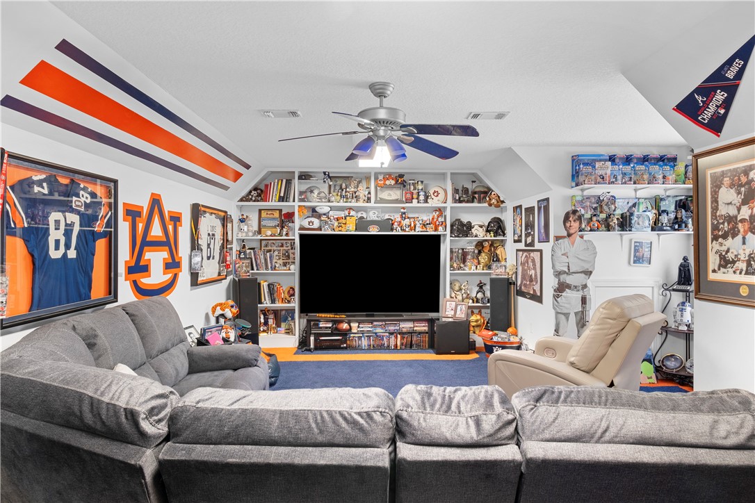 Auburn, Alabama 36830, United States, 4 Bedrooms Bedrooms, ,3 BathroomsBathrooms,Residential,Active,16330