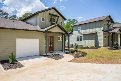 3284 BAY PINE Road 7 Jacksons Gap AL 36861