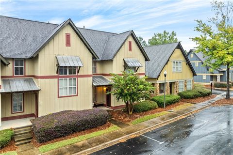 Photo of 650 DEKALB Street #1422, Auburn, AL 36830 (MLS # 177210)