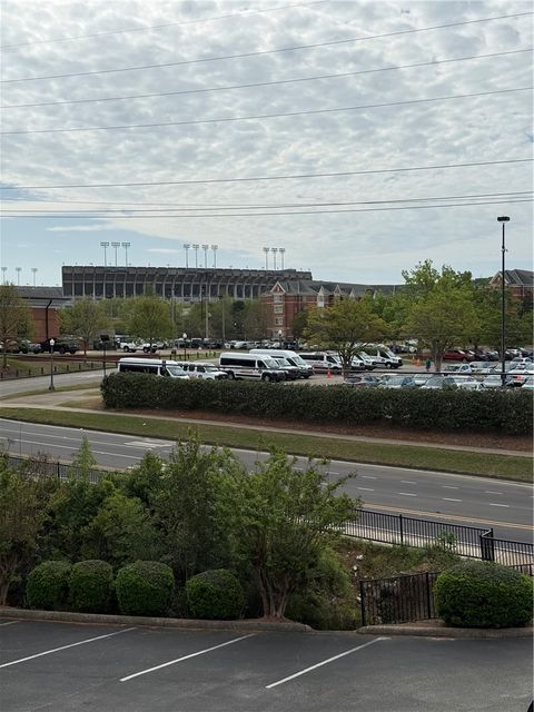 Photo of 634 W MAGNOLIA Avenue, Auburn, AL 36830 (MLS # 179865)