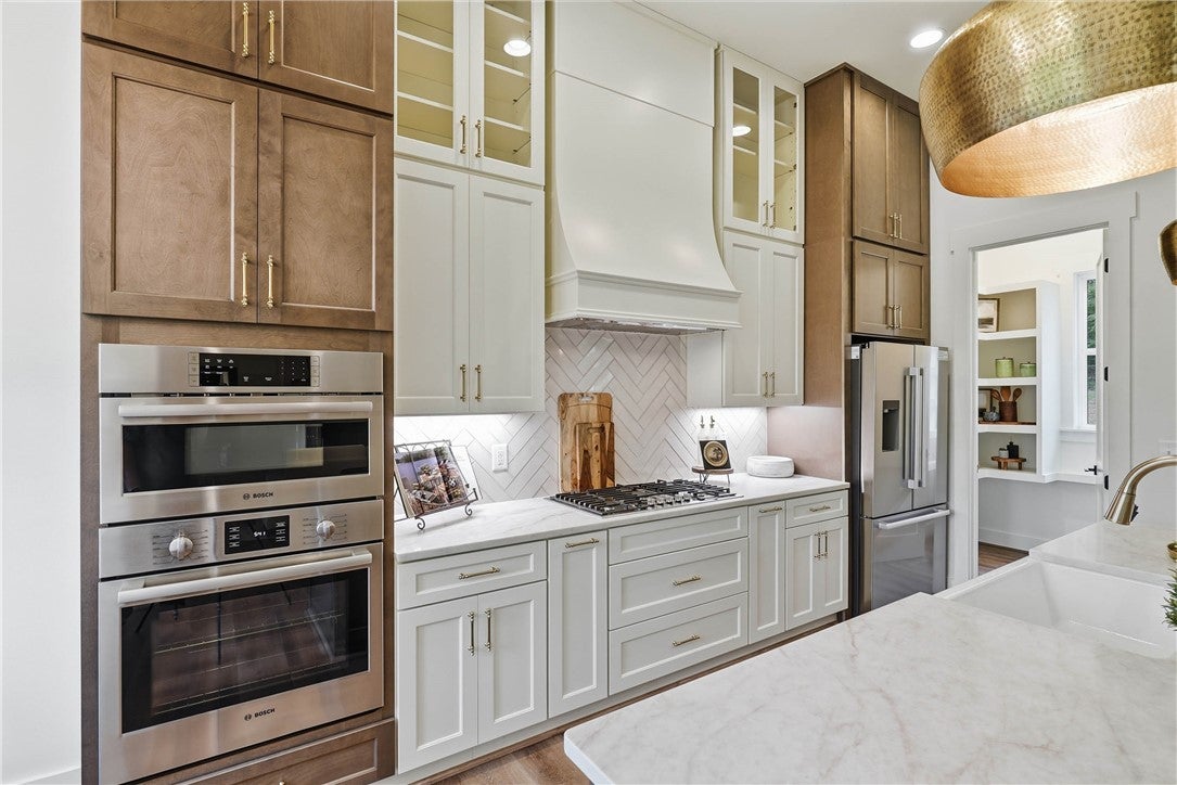 56 WATERFRONT Way