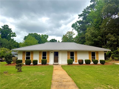 Photo of 1001 RUSTIC RIDGE Road, Auburn, AL 36830 (MLS # 177027)