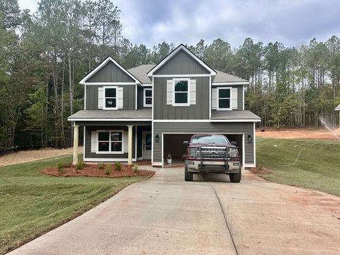 Photo of 35 LEE ROAD 2133, Valley, AL 36854 (MLS # 177092)